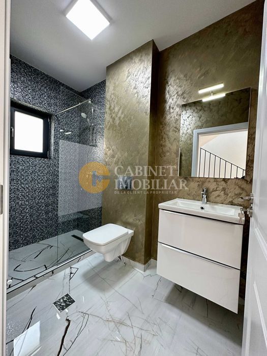 Casa 5 camere - 2 bai - P+1 - La asfalt - 120mp utili - Poză 3