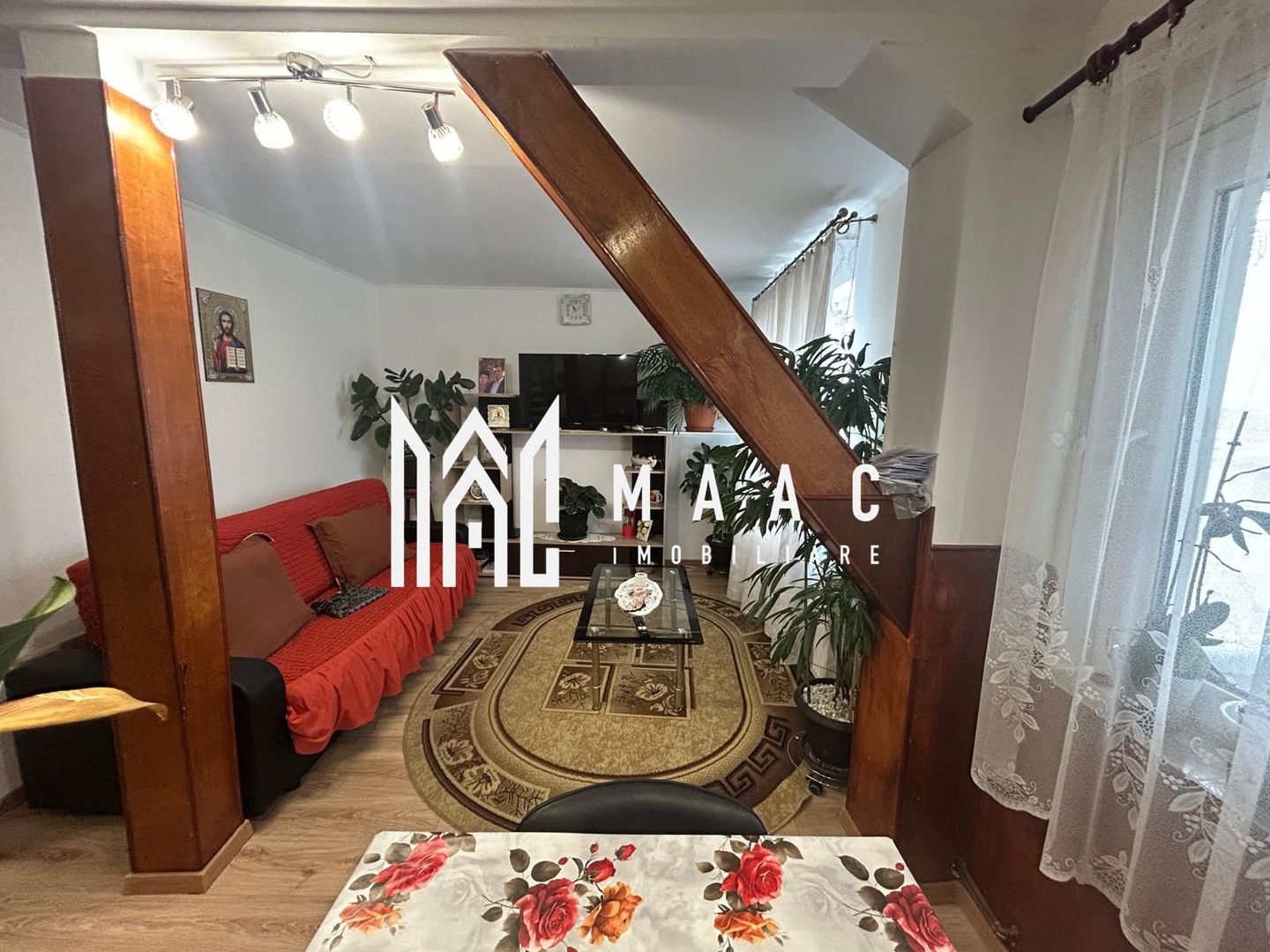 Apartament 3 Camere I Decomandat I Balcon I Valea Aurie - Poză 1
