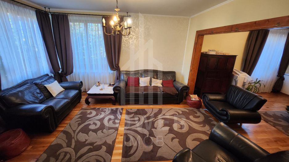 Casa 4 camere zona Centrala 600 mp teren - Poză 11