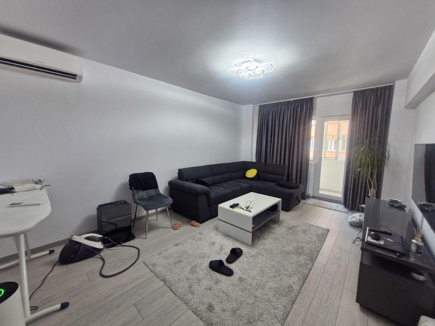 Mosilor-PizzaHut // renovat // mobilat-utilat - Poză 2