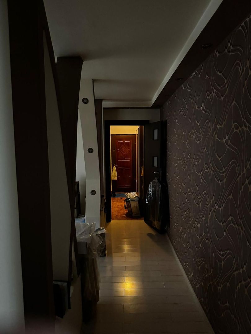 Apartament cu 3 camere , str. Bozieni - Poză 23