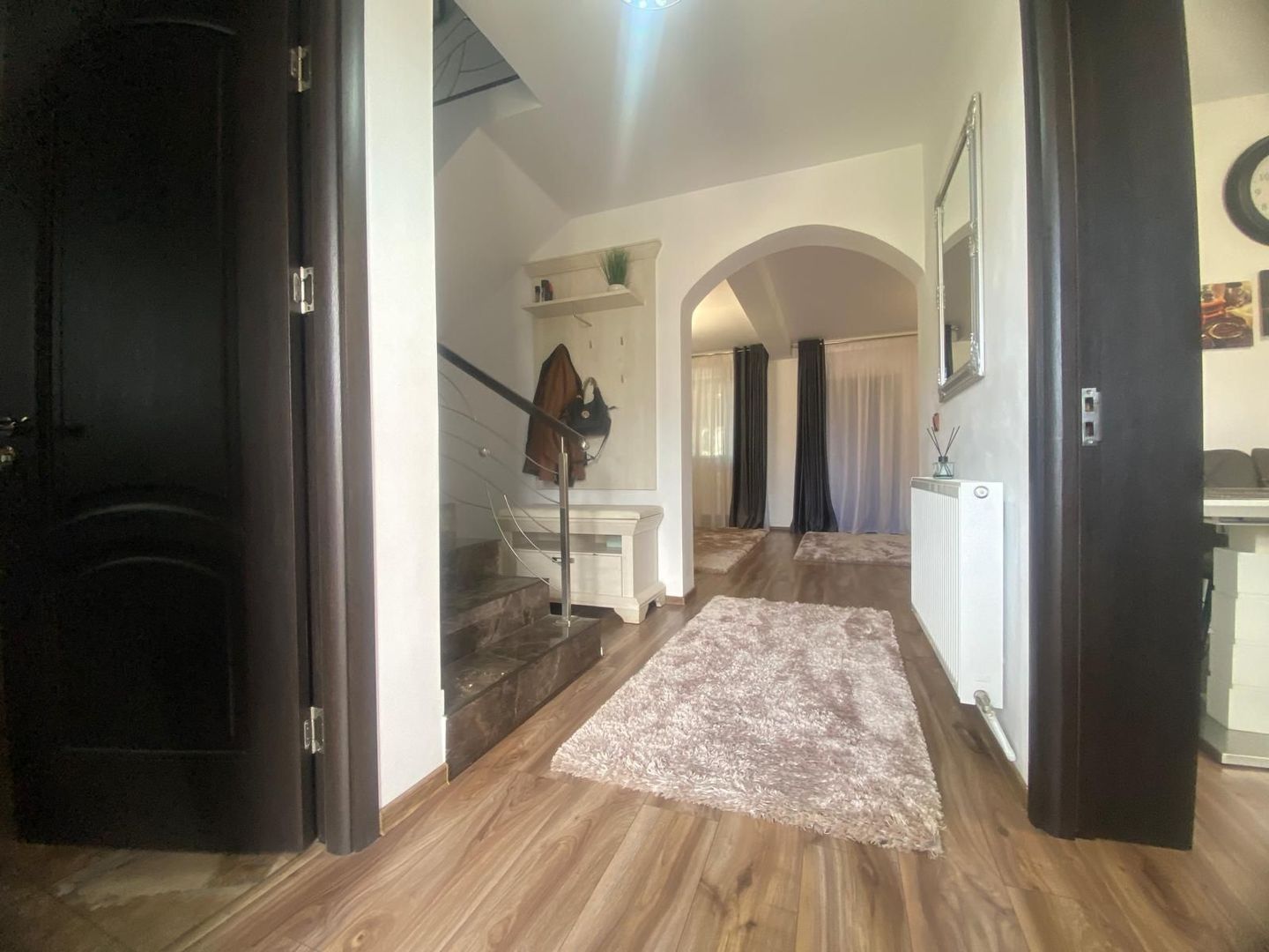 Se vinde casa cocheta,confortabila -5 minute de Târgoviște – Dumbrava - Poză 15