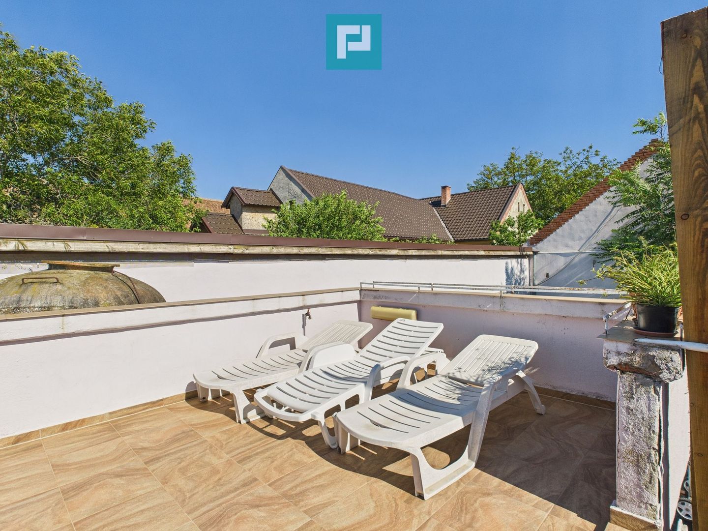 Casă cu piscină și teren generos, Sântana - Poză 8