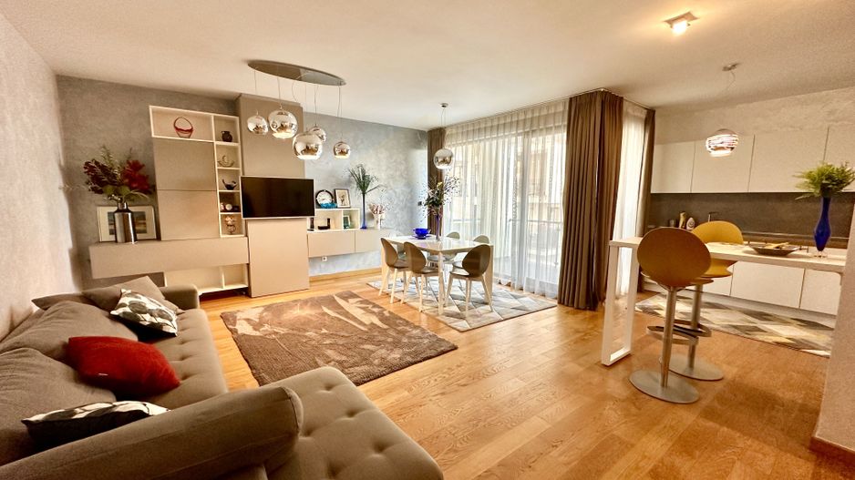 Vanzare apartament 3 camere, garaj, 90 mp, Riviera Residence - Poză 1