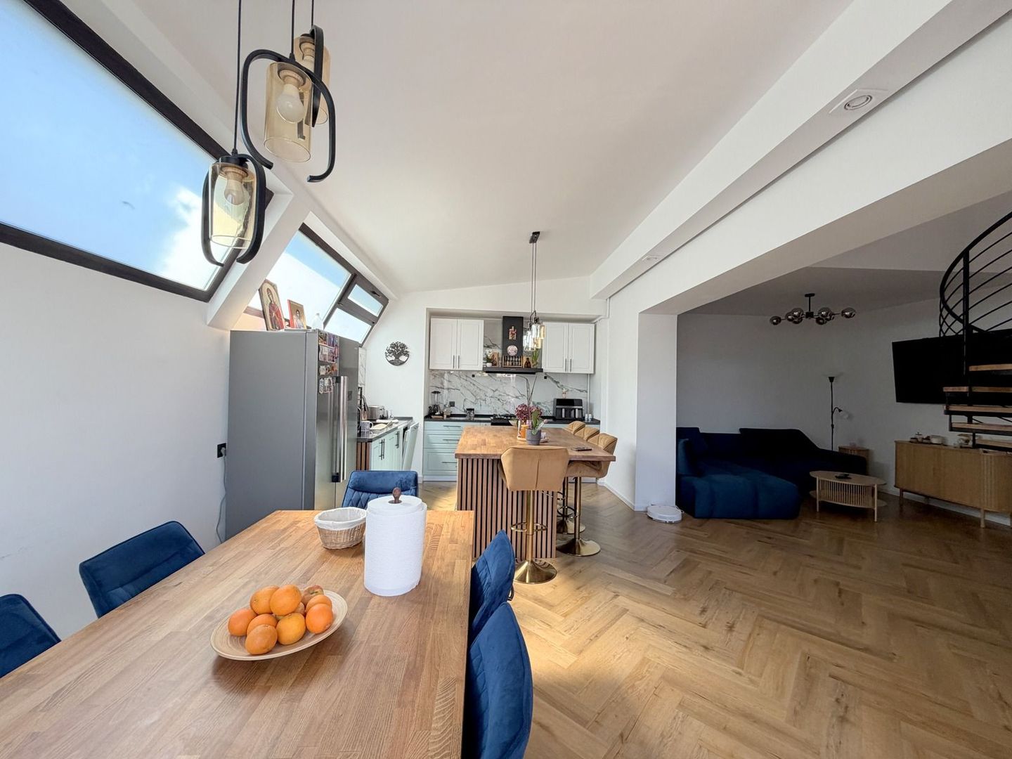 Casa individuala renovata integral P+M Chitila-Bucurestii Noi - Poză 6