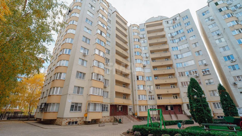 Apartament cu 3 camere I Buiucani I Alba Iulia - Poză 22