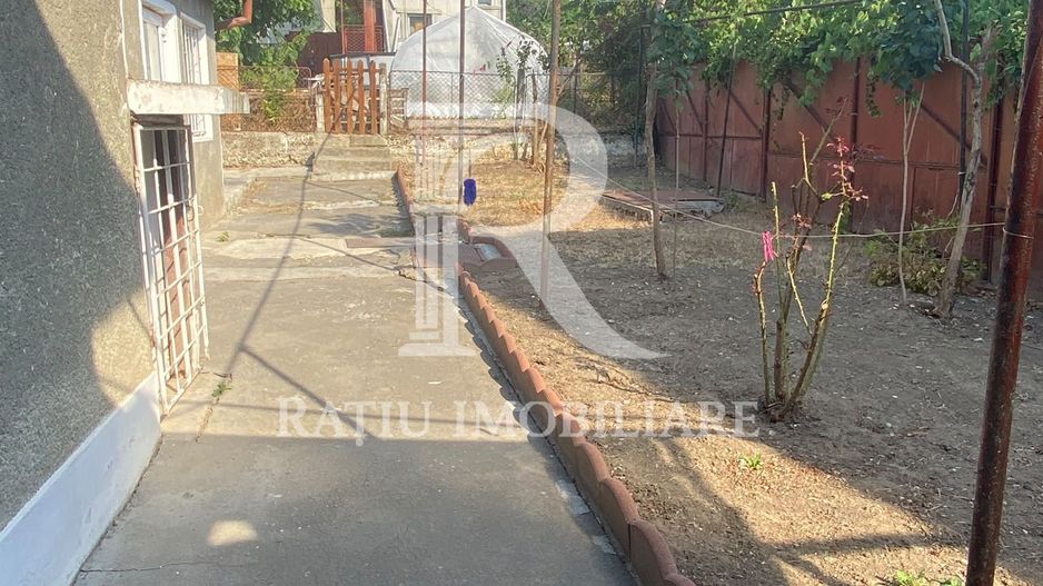 Casa cu 4 camere | Str.Louis Pasteur | Oradea - Poză 11