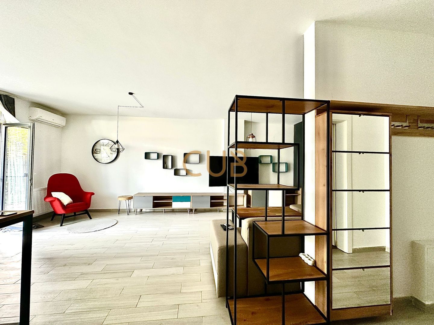 VIVALIA COMPLEX - 2cam complet mobilat+utilat|  parcare,curte,balcon - Poză 12