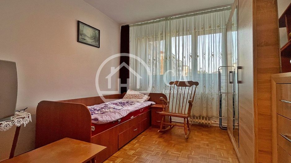Apartament de inchiriat cu 3 camere in zona Rogerius, Oradea - Poză 4