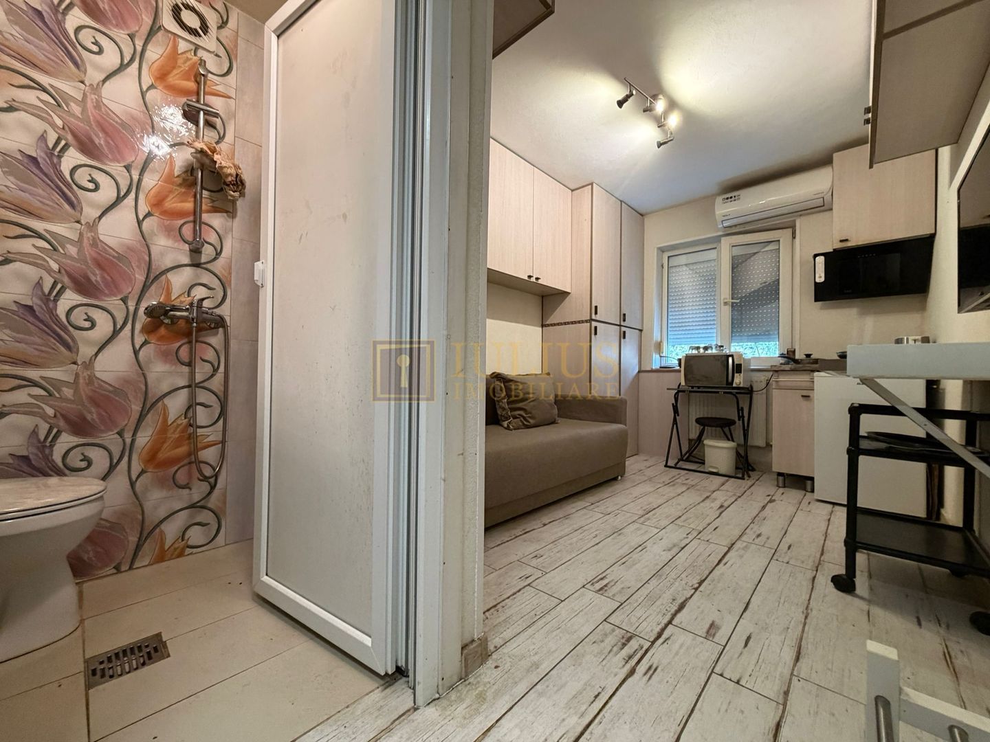 Garsoniera 20 mp, situata in Complexul Studentesc, disponibil imediat - Poză 8