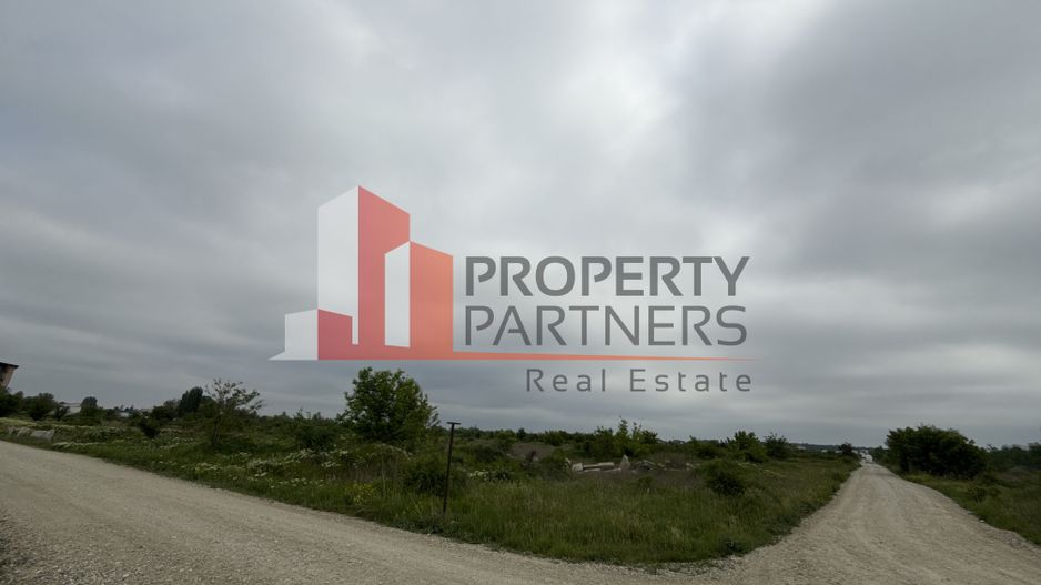 Teren Drumul Opalului -  cu Piscul Corbului - Poză 3