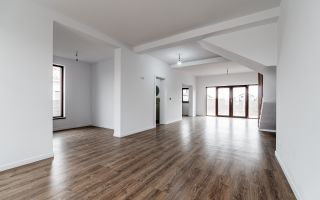 Fără costuri ascunse sau șantier: vilă nouă cu 4 camere, ultrafinisată - Poză 1