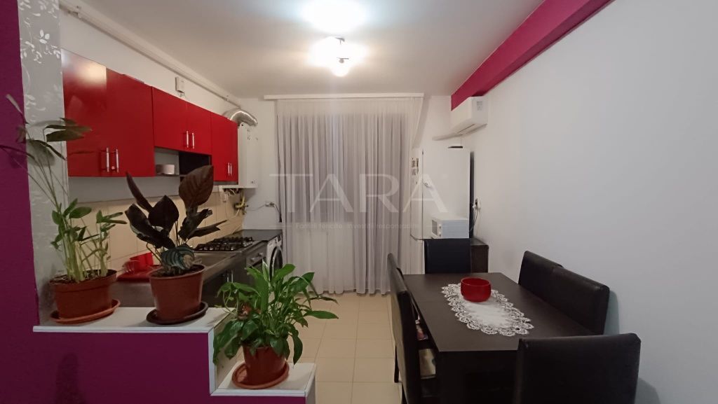 Apartament 2 camere+loc de parcare Floresti - Poză 3