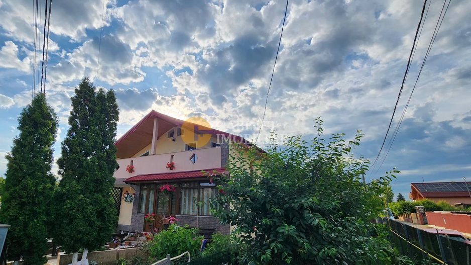 Casa de vânzare Valea Adanca, 4 camere,  zonă principala, Toate utilit - Poză 5