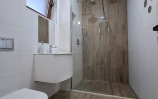 Casă de lux de vânzare – Cartierul Tineretului - Poză 16