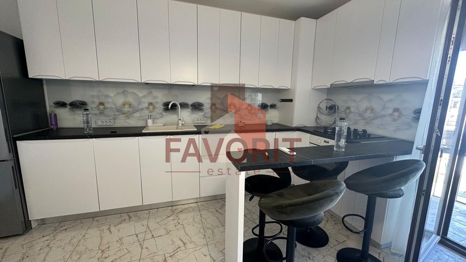 2 camere | etaj 2 | centrala proprie | loc de parcare acoperit | complet utilat - Poză 3