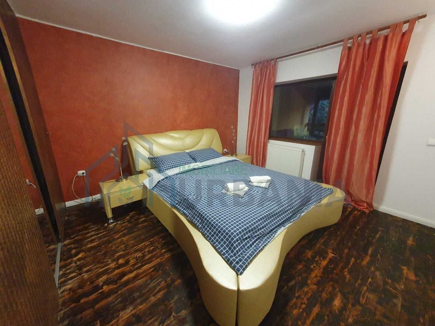 De Închiriat Imobil Mixt: Parter Spațiu Comercial + Etaj Locuit + Curte cu 7 Locuri Parcare, Acces Automatizat - Zona Tătărași Eternitate - Poză 6