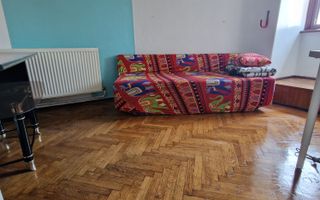 Etaj de Vilă Interbelică, 5 Camere, Balcon și Mansardă – Parc Carol - Poză 2
