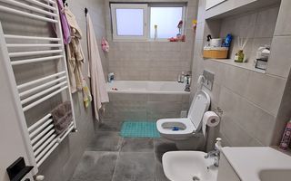 3 camere  bloc nou, 80 mp utili , balcon de 20 m - Poză 30