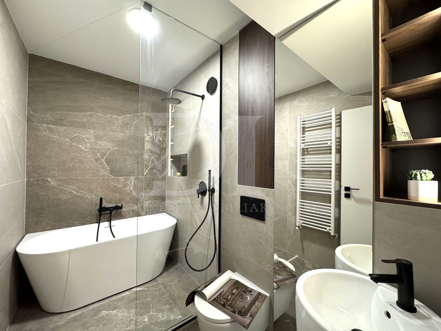 Apartament ultramodern / gradina de 43 mp - Poză 30