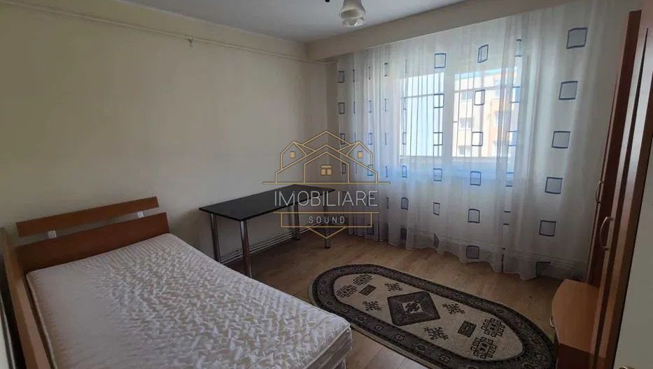 Apartament decomandat cu 2 camere de închiriat - Poză 2