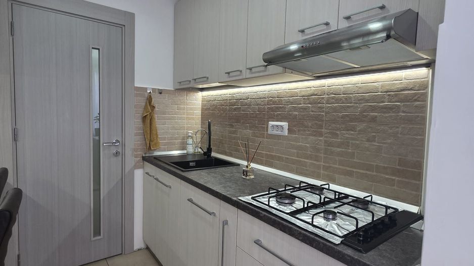 Apartament -LA CHEIE- Mobilat/Utilat- Mutare imediată, Mobilier  NOU- - Poză 8