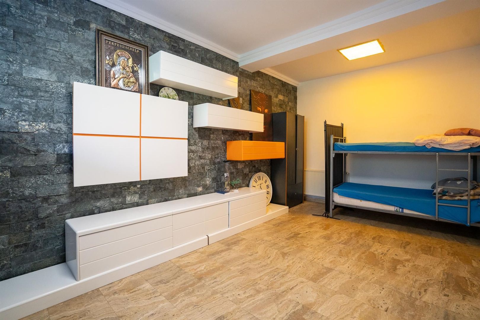 Spatiu comercial birouri/cazare Episcopia - Poză 9