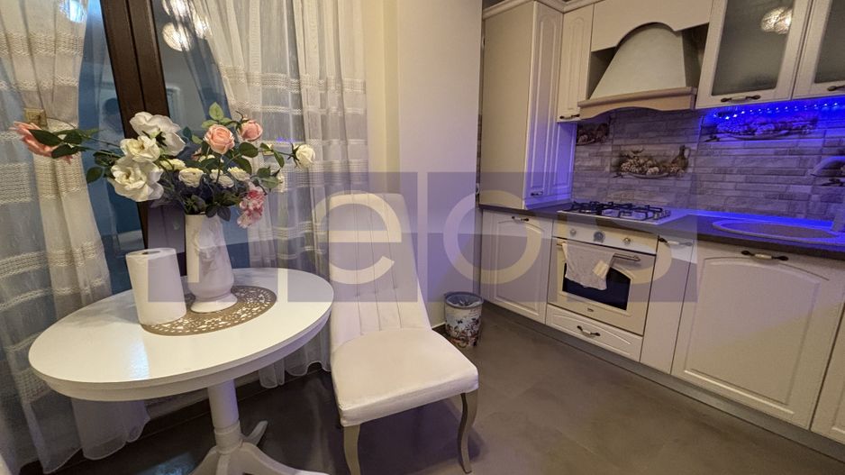 APARTAMENT 3 CAMERE | CURTE 35MP | DAMAROAIA - Poză 4