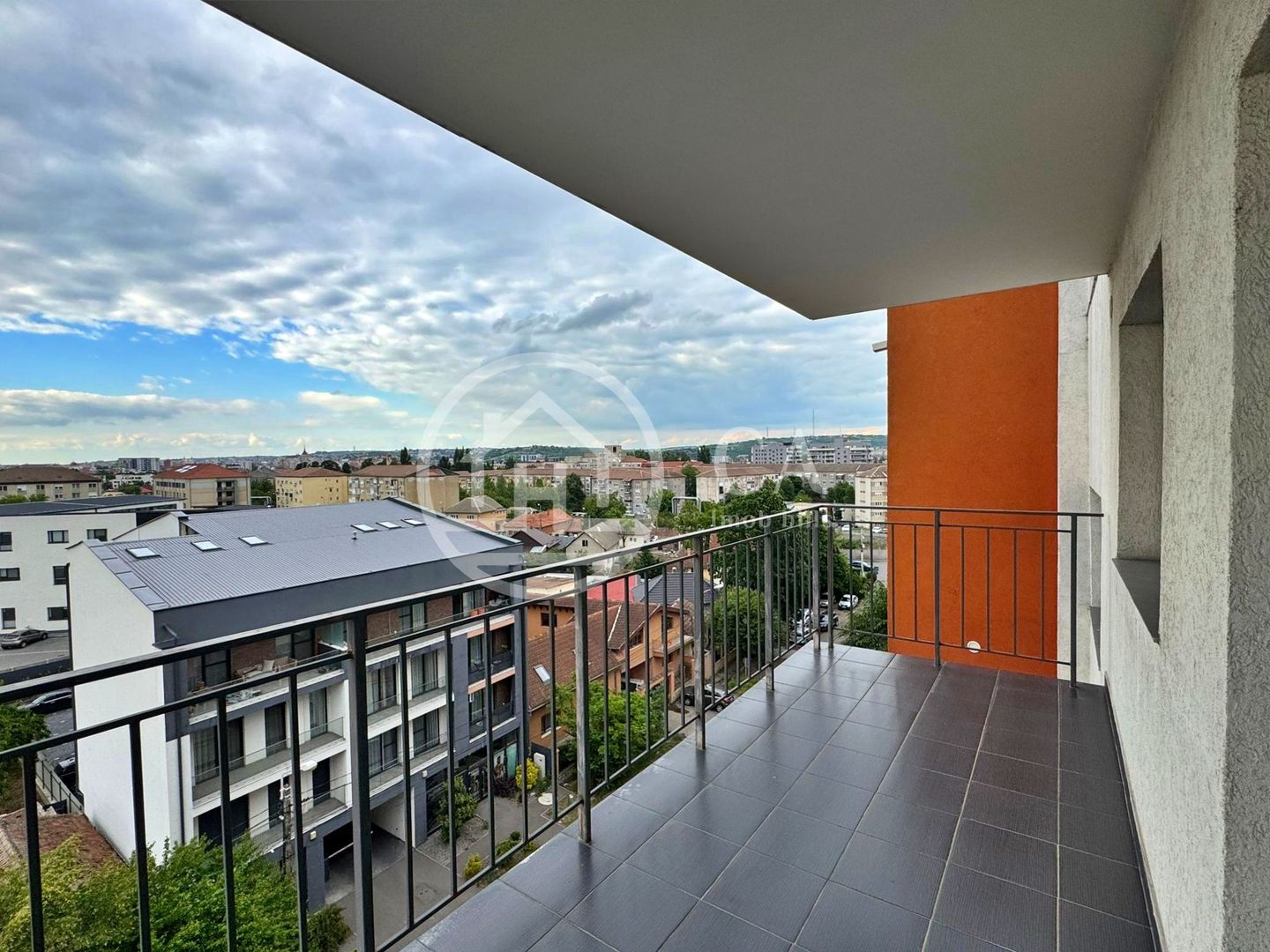 Apartament cu 3 camere de inchiriat in zona Nufarul, Oradea - Poză 10