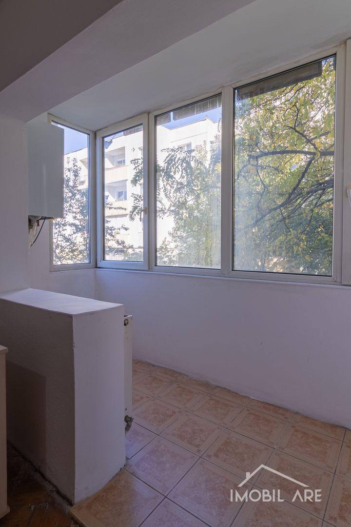 Apartament cu 4 camere - Poză 6