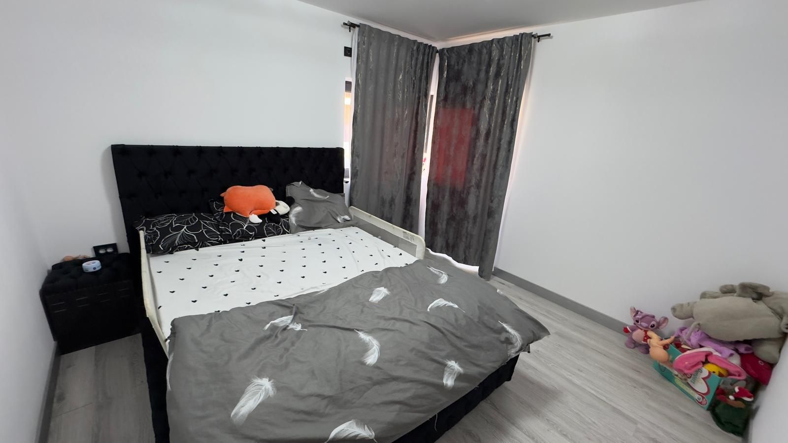 CASA SOS. CERNICA - MOBILATA, INCALZIRE IN PARDOSEALA, COMISION 0% - Poză 8