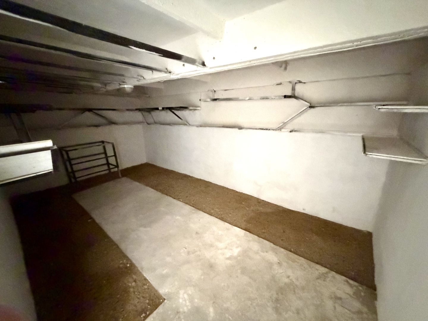 Casa în or.Ialoveni centru - Poză 11
