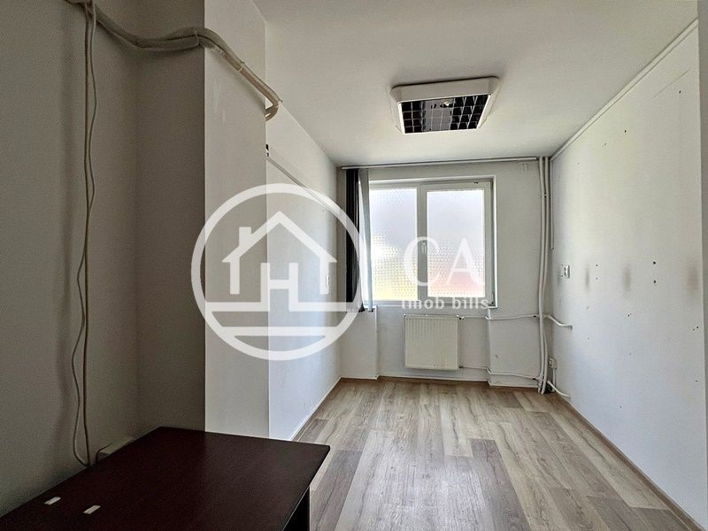 Spațiu de închiriat pentru birouri, cu 3 camere în Rogerius, Oradea - Poză 5