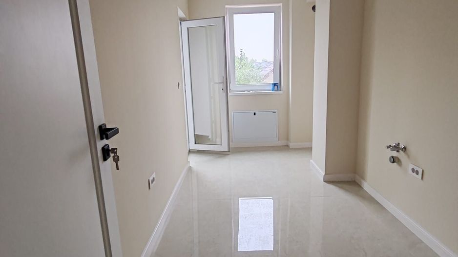 Ap. 2 camere -56mp-109000euro cu loc de parcare - V. Lupului-Pacurari - Poză 3