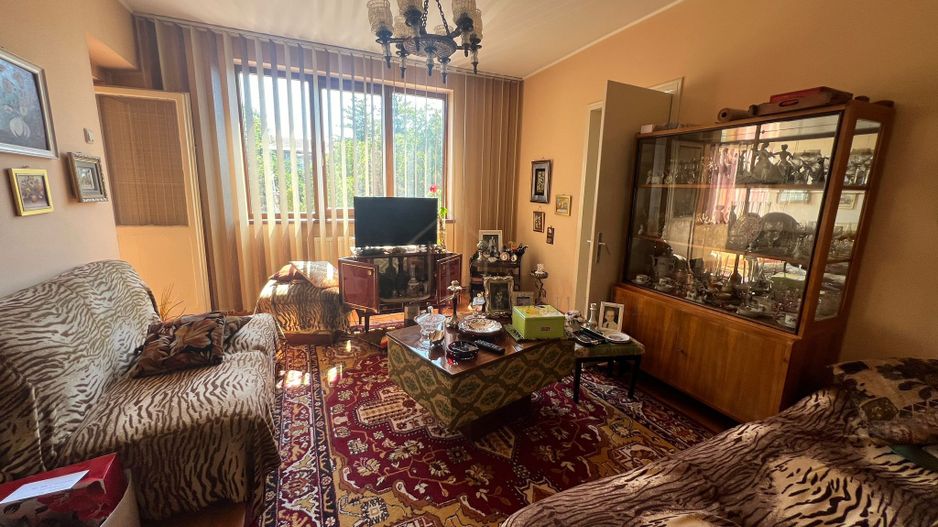 Apartament 4 camere zona centrala etaj 2 - Poză 1