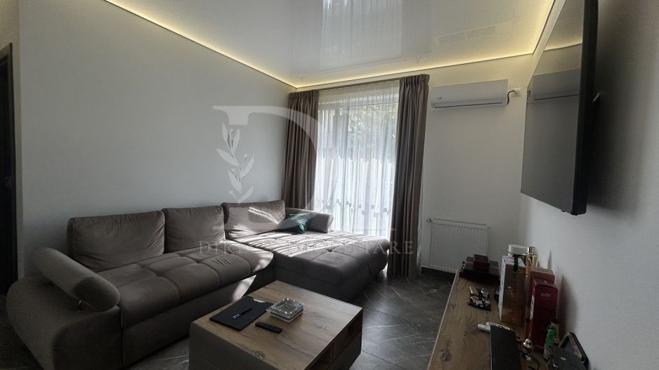 Apartament de  vanzare  Zona Eroilor/ Floresti - Poză 3