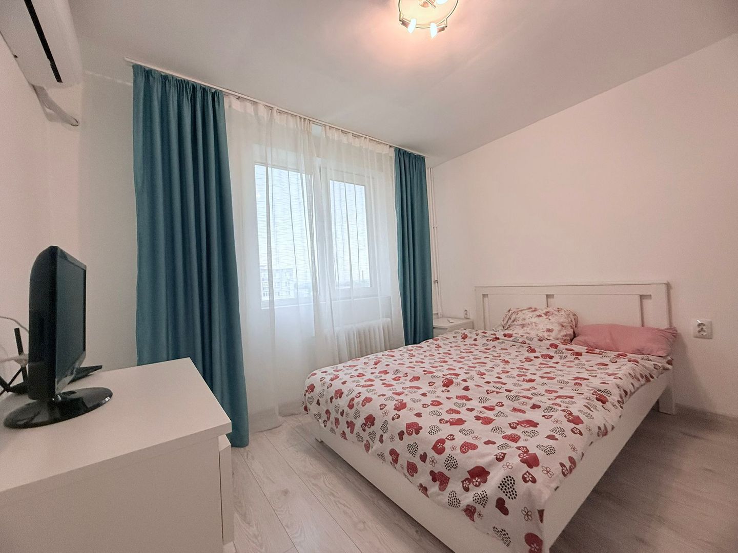 APARTAMENT 3 CAMERE & 2 BAI DECOMANDAT RENOVAT COMPLET CRANGASI BLOC 1985 - Poză 6