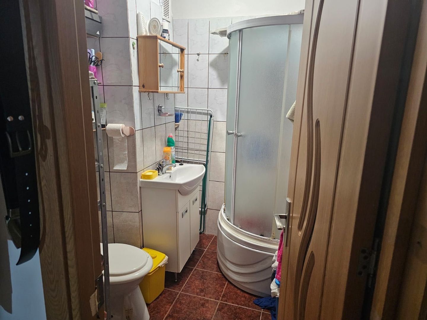 Vând apartament 3 camere - Poză 4