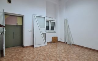 Spațiu de ÎNCHIRIAT CENTRAL - Poză 5