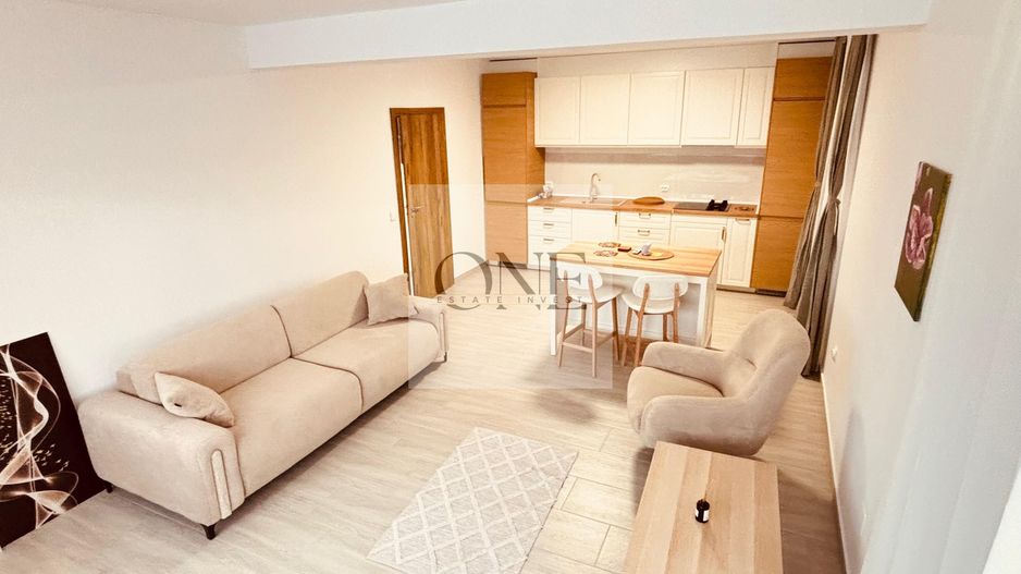 Apartament Spațios Curte Proprie Cristian - Poză 3