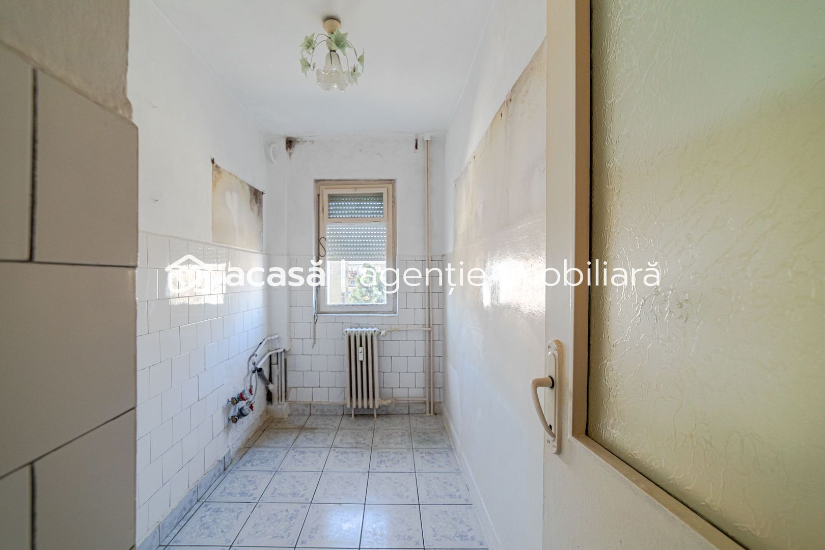 Apartament 2 camere într-o zonă liniștită - Poză 3