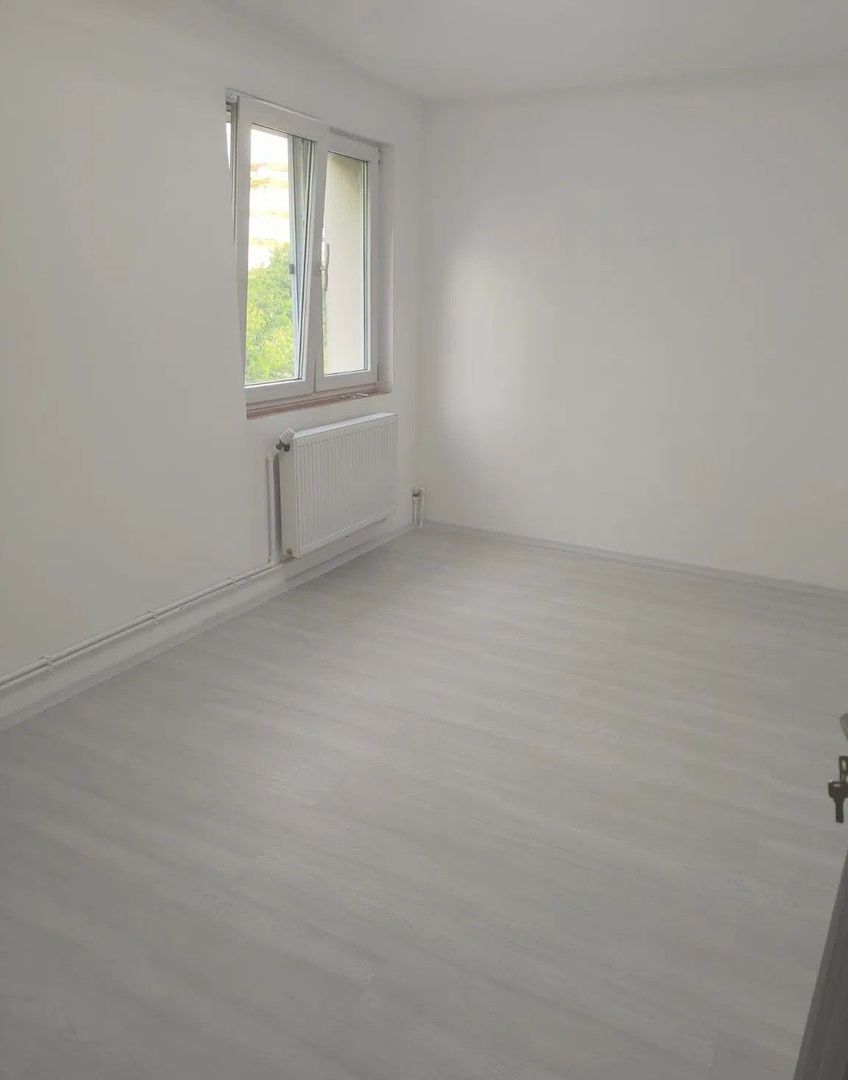 Apartament 3 camere Centrala Porprie | Piata Sudului - Sun Plaza - Poză 2