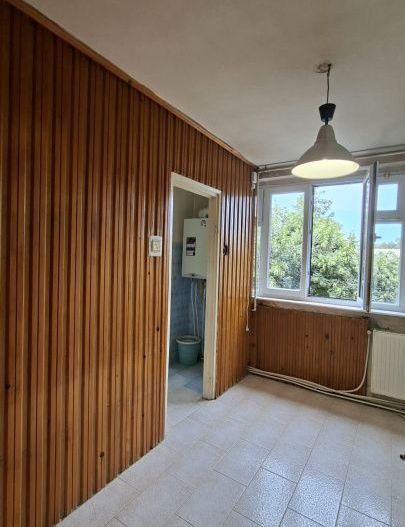 Apartament 4 camere Nord ,Etaj 3 la Poarta Scolii nr 14 - Poză 8