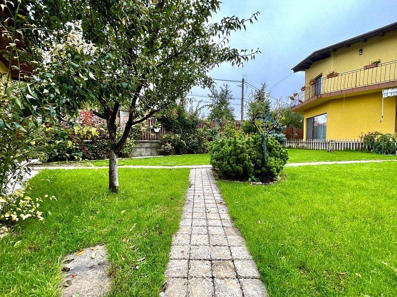 Design clasic, pozitie centrală - casă  în Dumbrăvita - Poză 22