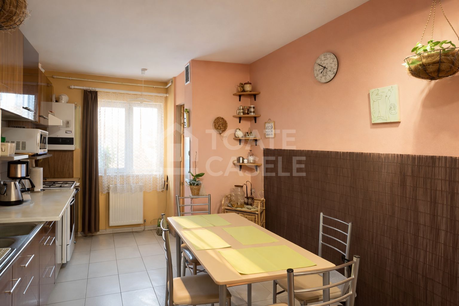 Apartament cu 3 camere, etaj intermediar, zona Dunarii - Poză 3
