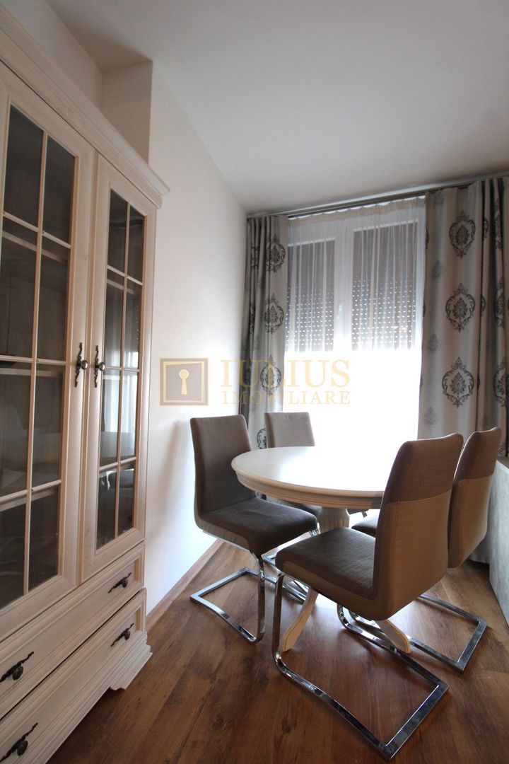 Complex URANUS PLAZA, zona Soarelui; rulouri electrice. - Poză 9