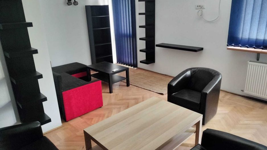Apartament 2 camere, etaj 2, vis-a-vis de parc, pet friendly, Titan - Poză 1