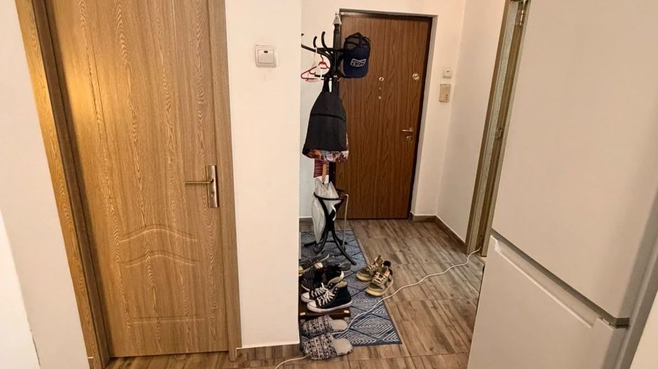 Vanzare Apartament 3 camere, 60 mp, parter, balcon – Drumul Taberei - Poză 3