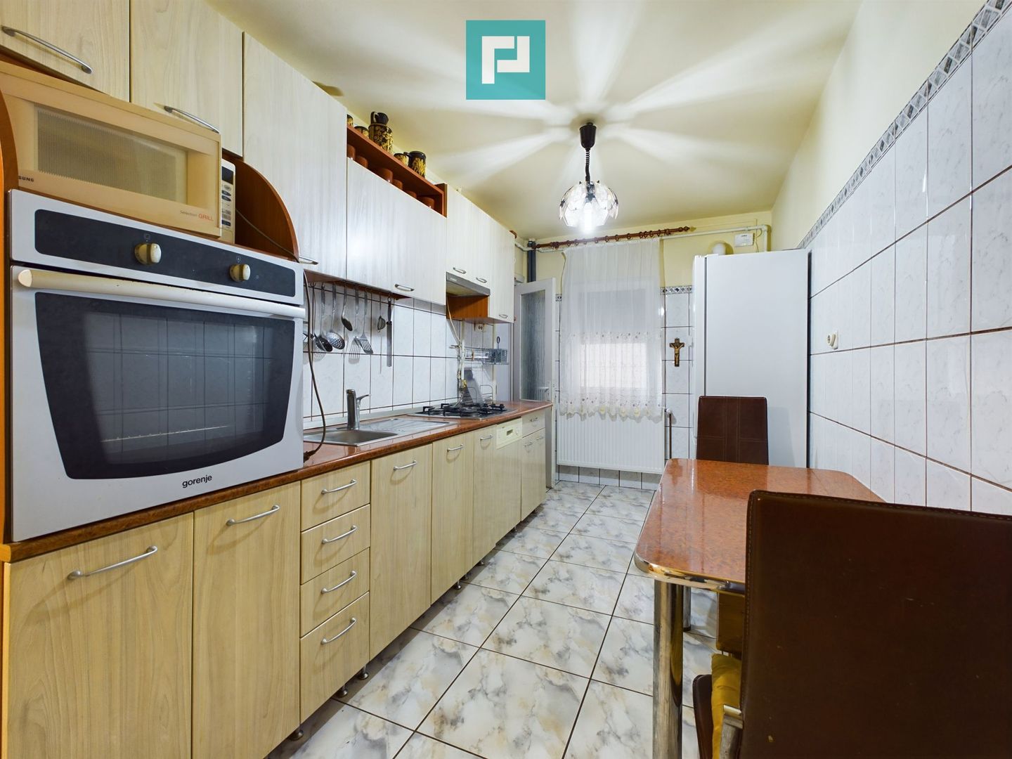 Apartament cu 4 Camere - Ideal pentru Familie - Poză 3