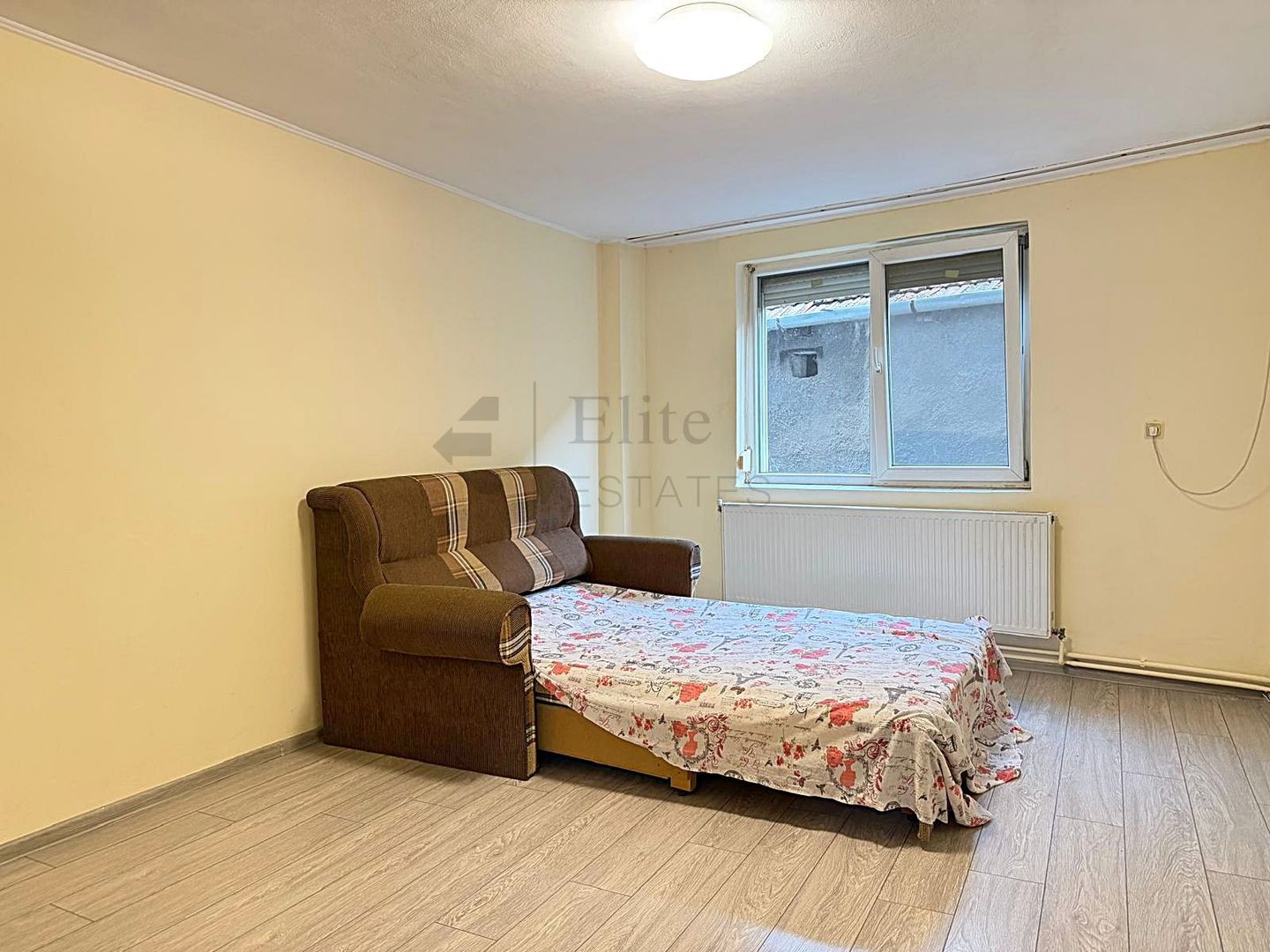 Casa singura in curte zona Parcul Salca | Acces auto - Poză 3